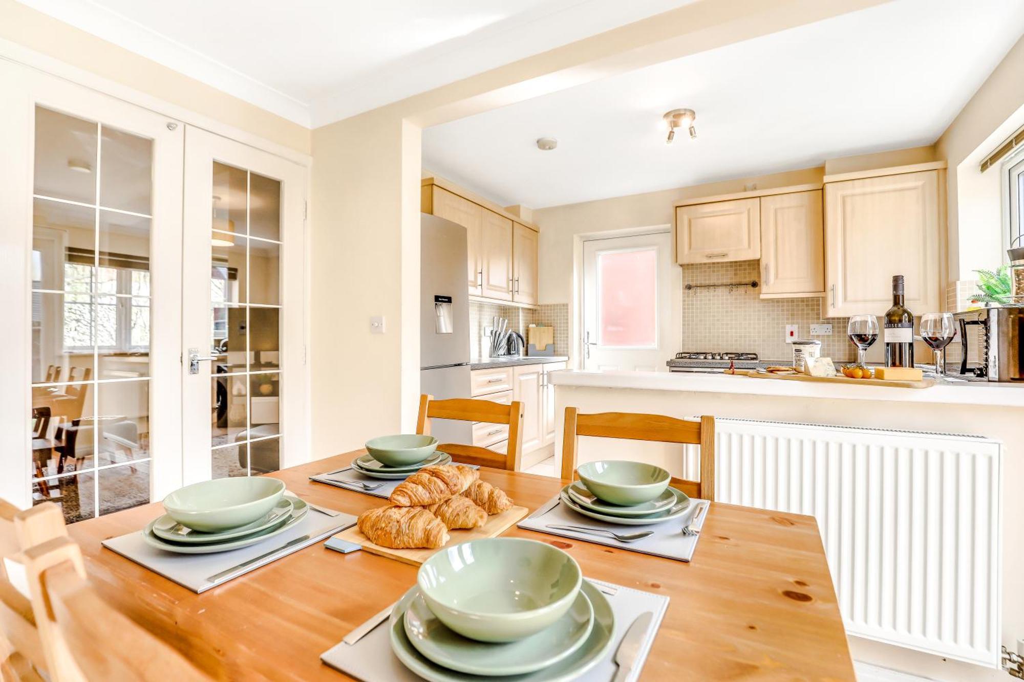 Silver Stag Properties, 3 Bedroom W Parking And Garden Smisby Exterior foto